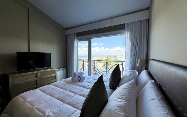 Guemes Apartments