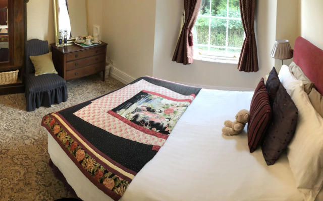 Picton House Hotel