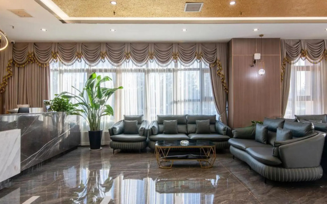 Mengducheng Holiday Hotel