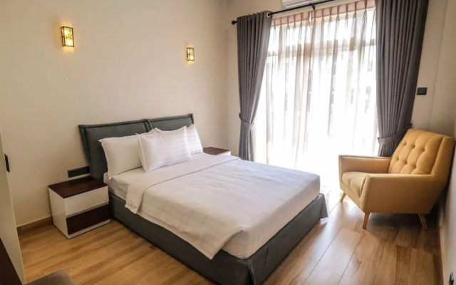 Pink Elephant Tourist Apartment Hotel