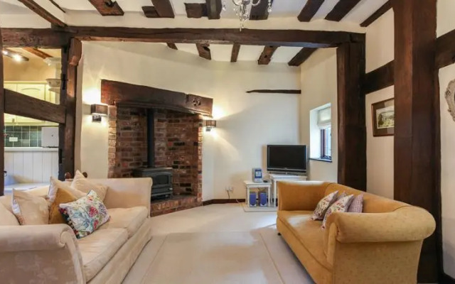 12A College Hill by Sleep Shrewsbury
