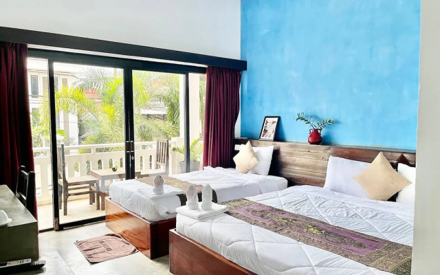Chhouy Vathna Angkor Boutique