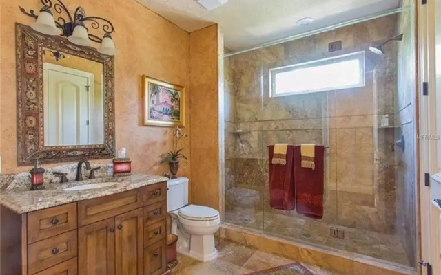Large Mediterranean Oasis - Water Views & Pool
