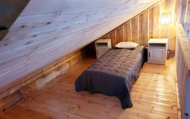 Lapland Riverside Nature Cabin