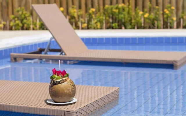 Wave Suites Hotel