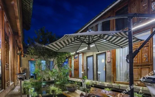 Lijiang Yuexi Garden Water View Inn