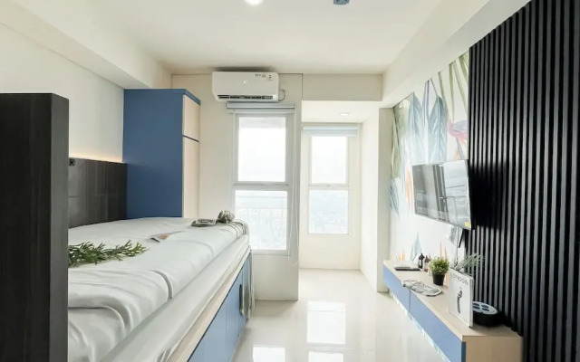 Blue Accent Studio At Samesta Mahata Serpong Apartment