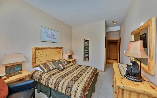 Crestview 603 3 Bedrooms 3 Bathrooms Condo