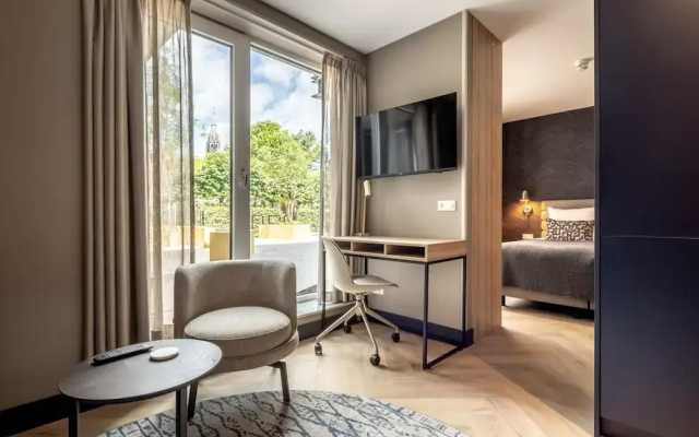 Modern Stay in Historic Delft