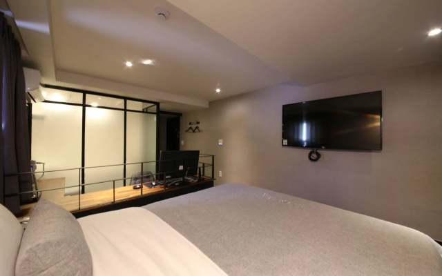 The Last Hotel