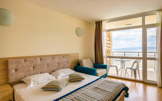 Royal Bay Resort
