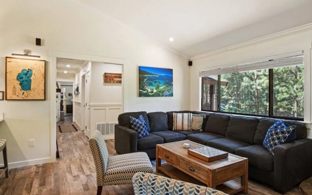 Incline Bliss Dreamy Pet Friendly Escape