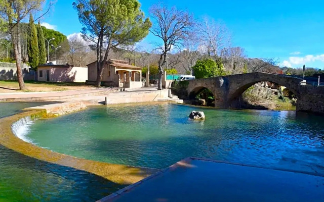 HUMAN HOTEL RESIDENCE ex esparrus