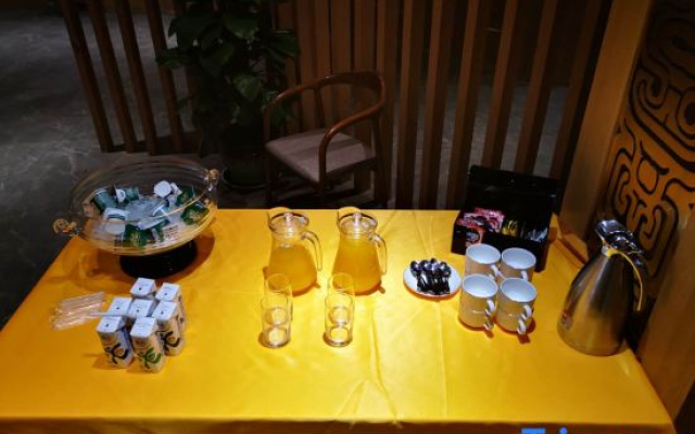 Yingbin Hotel