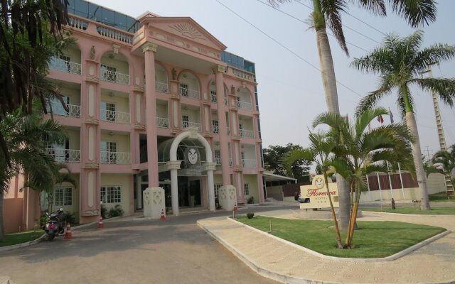 Hotel Florença вид на фасад