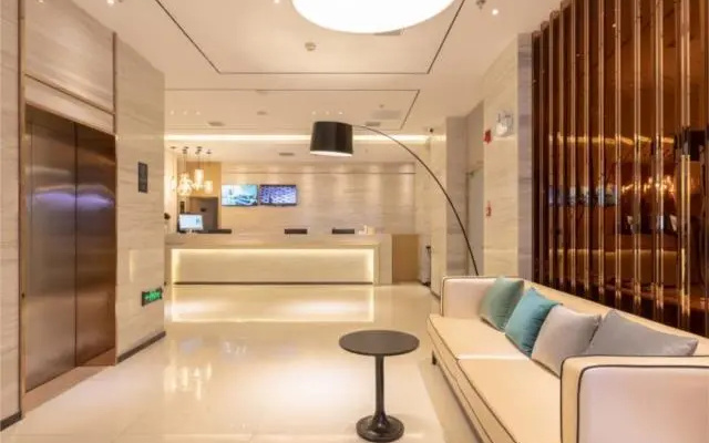 City Comfort Inn Shijiazhuang Xinbai Square Metro Station