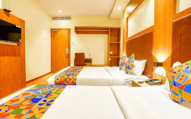 Fabhotel Azure