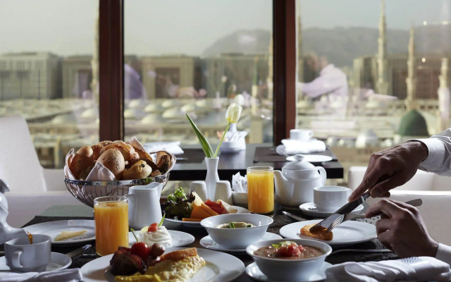 Pullman Zamzam Madina