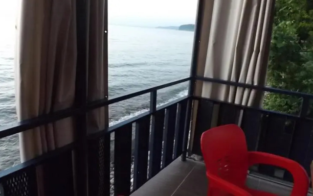 Guesthouse on Queen Tamar 23