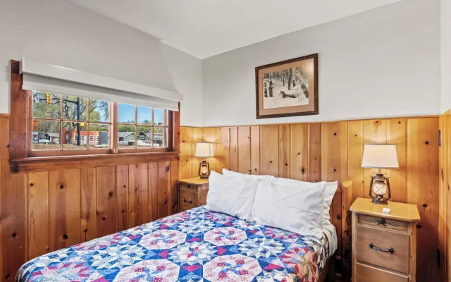 Timber Lodge Cabin 1