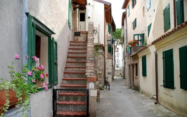 Calle Burchio