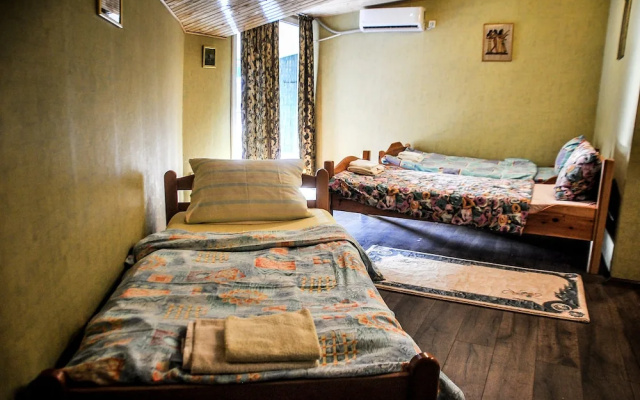 Hostel Otard