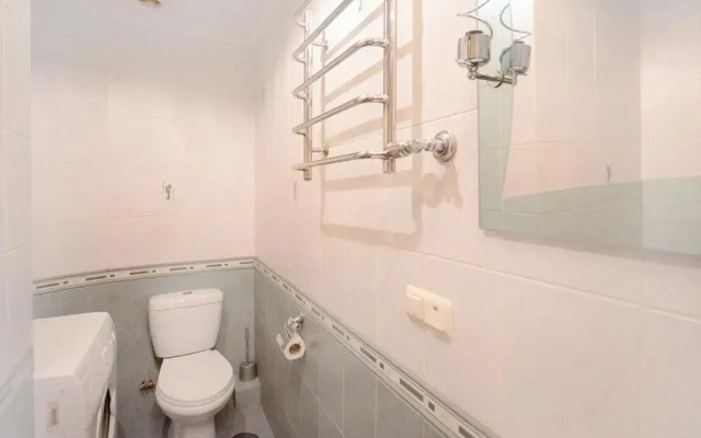 Apartment on Urlivska Street 10a