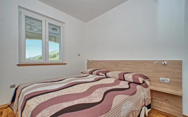Awesome Home in Blato With Wifi and 6 Bedrooms