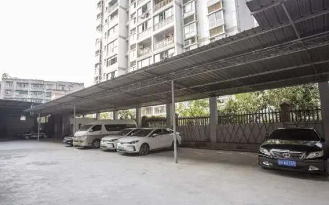 Dynasty Hotel (Chongqing Qianjiang Branch)