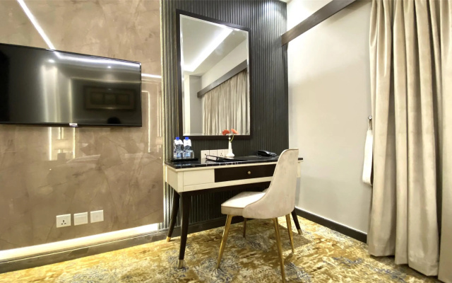 Best Western Plus Grand Hotel Multan