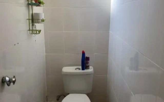Serenity Studio, Lovely spacious 1-bedroom with ample parking