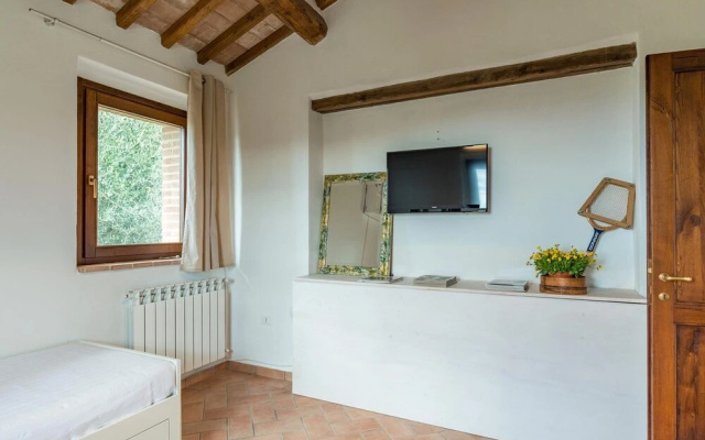 Casale Montegiovi 6 4