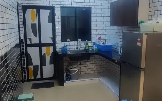 Newly renovated 3 bedroom unit near Kepong MRT station