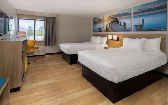 Days Inn by Wyndham Pleasant Prairie Kenosha