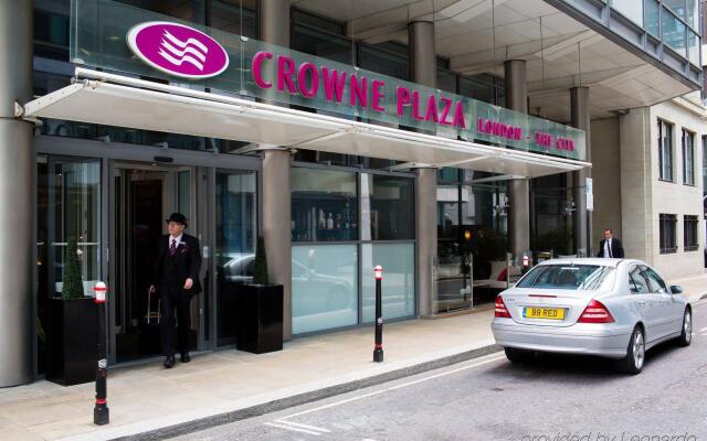 Отель Crowne Plaza London - The City вид на фасад