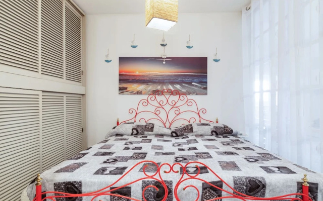 Voguish Apartment in Sanremo near Beach