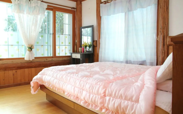 Seogwipobeautiful House Pension