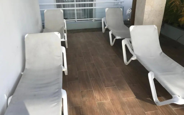 Beach Town Condo 2 Rooms