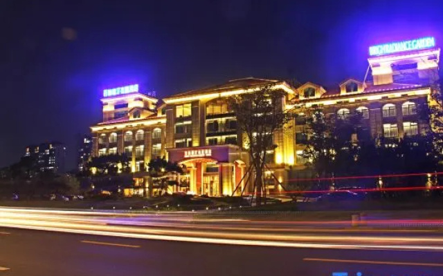 Brigh Radiance Garden Hotel