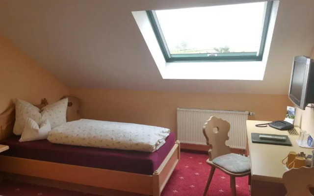 Landhotel BurgenBlick