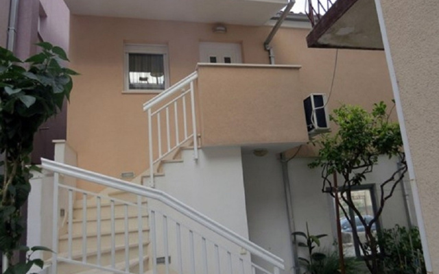 Apartment Jakir - with terrace : A1 Baska Voda, Riviera Makarska
