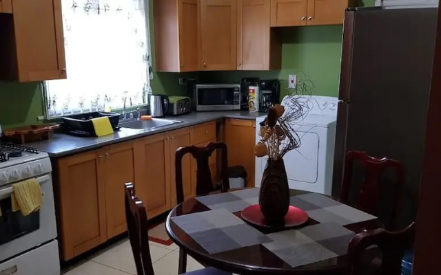 Meadows Cozy 2BDR House