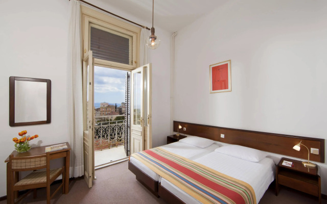 Opatija Hotel