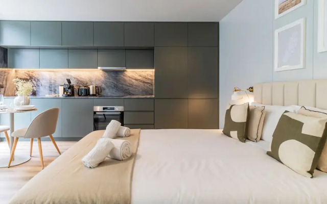RUAH Apartments by LovelyStay