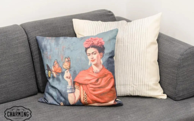Charming Circo Price