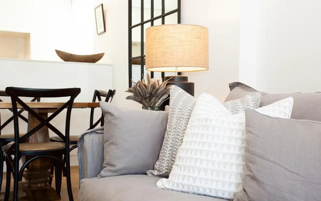 BELLEVUE BEAUTY - Hosted by: L'Abode Accommodation