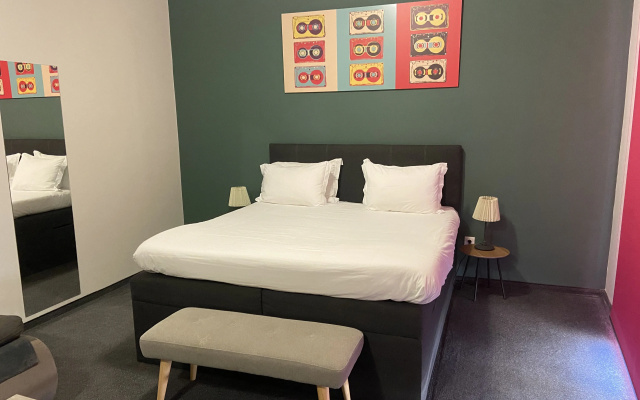 Connect Suites