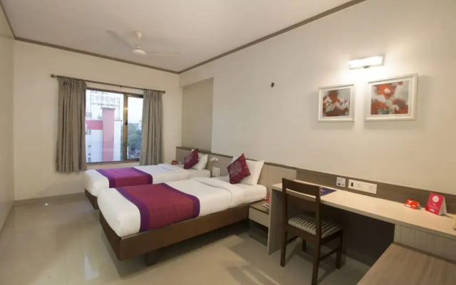 Collection O 76358 Kapil Residency Parage Chowk