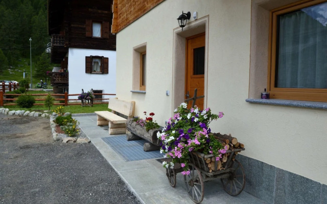 Chalet Sunshine