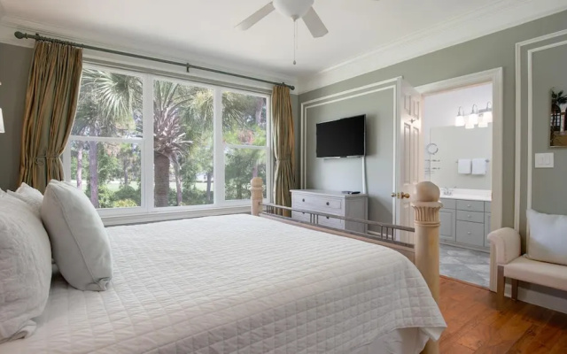 Turnberry 8533